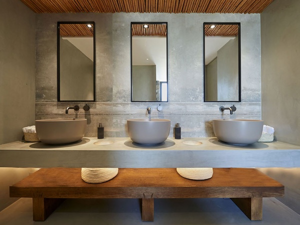 Caravia Hotel